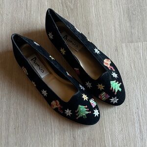 Premier Black Embroidered Women's Loafers